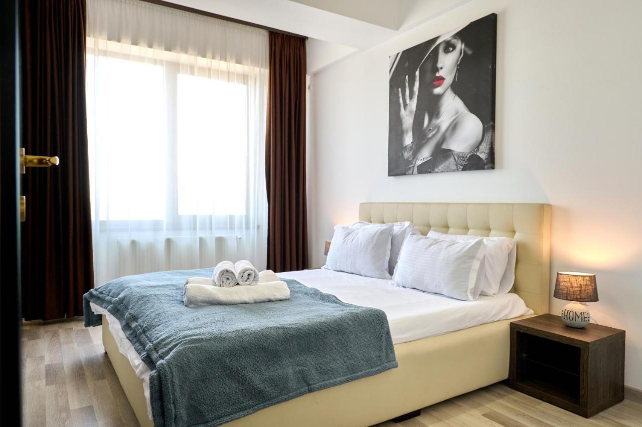 La Vida Loca Apartment Summerland Mamaia Exterior foto