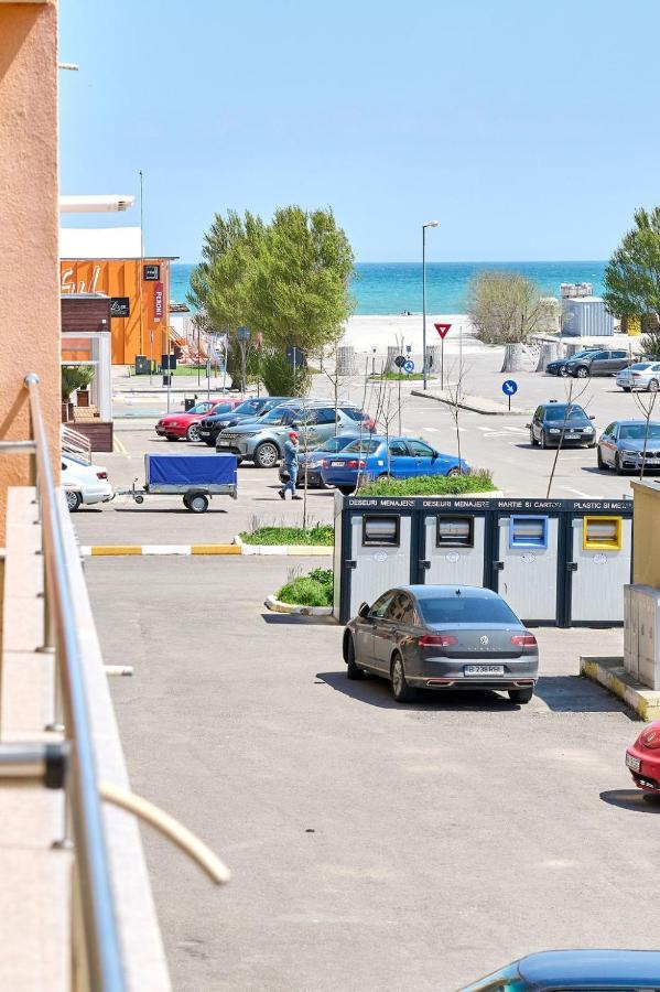 La Vida Loca Apartment Summerland Mamaia Exterior foto